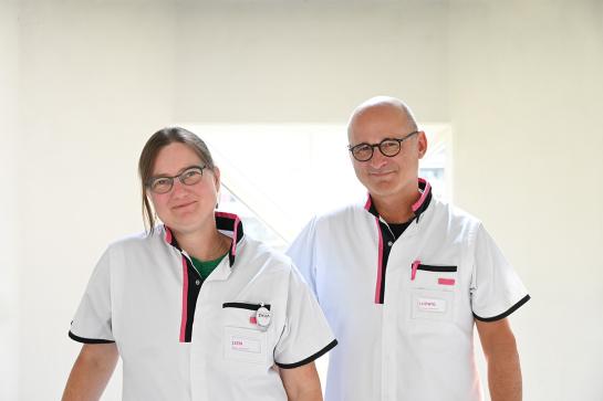 Ludwig Van de Voorde en Leen De Vreese van het Levensbeschouwelijk Supportteam