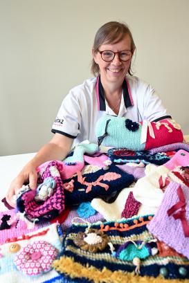 Verpleegkundige Annick Demey Geriatrisch Supportteam met snoezelmof
